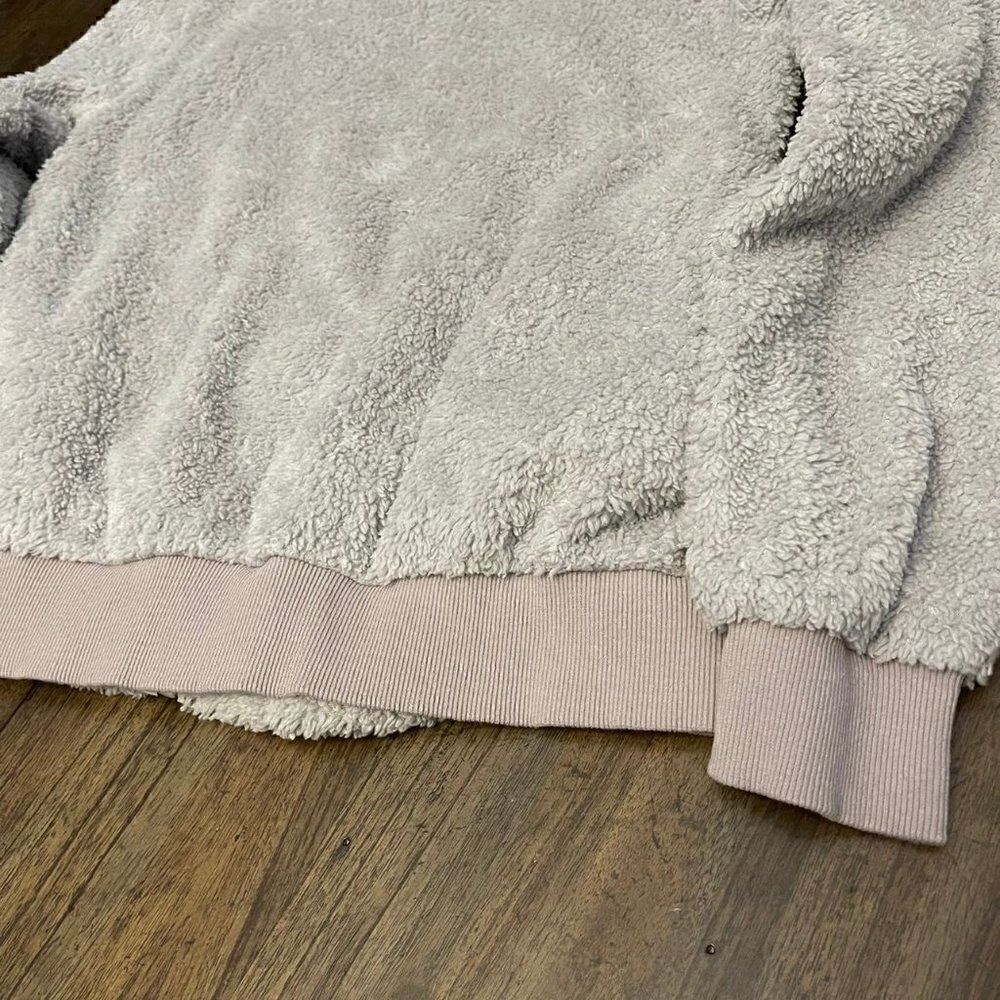 Fuzzy Teddy Jacket - Picture 9 of 13